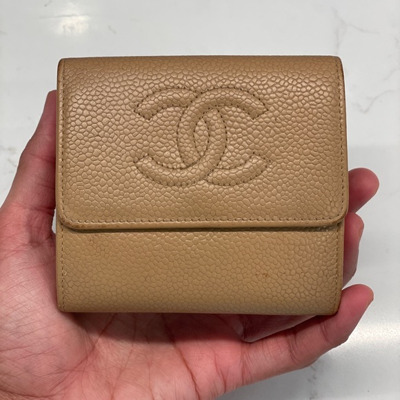 Chanel compact wallet authentic - Picture 2 of 12